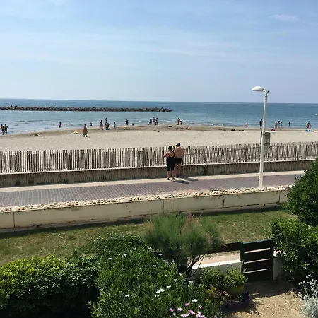 Front De Les Pieds Dans L'eau アパート パラヴァ・レ・フロ